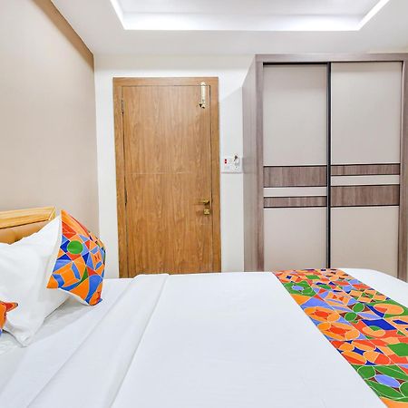 Fabhotel Seri - Nr Kims Hospital, Gachibowli Haiderabad Buitenkant foto