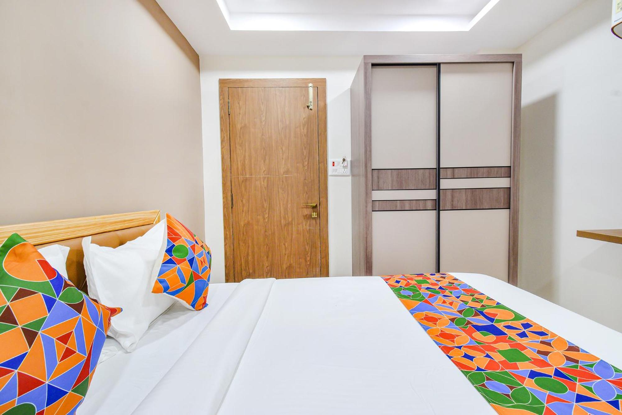 Fabhotel Seri - Nr Kims Hospital, Gachibowli Haiderabad Buitenkant foto