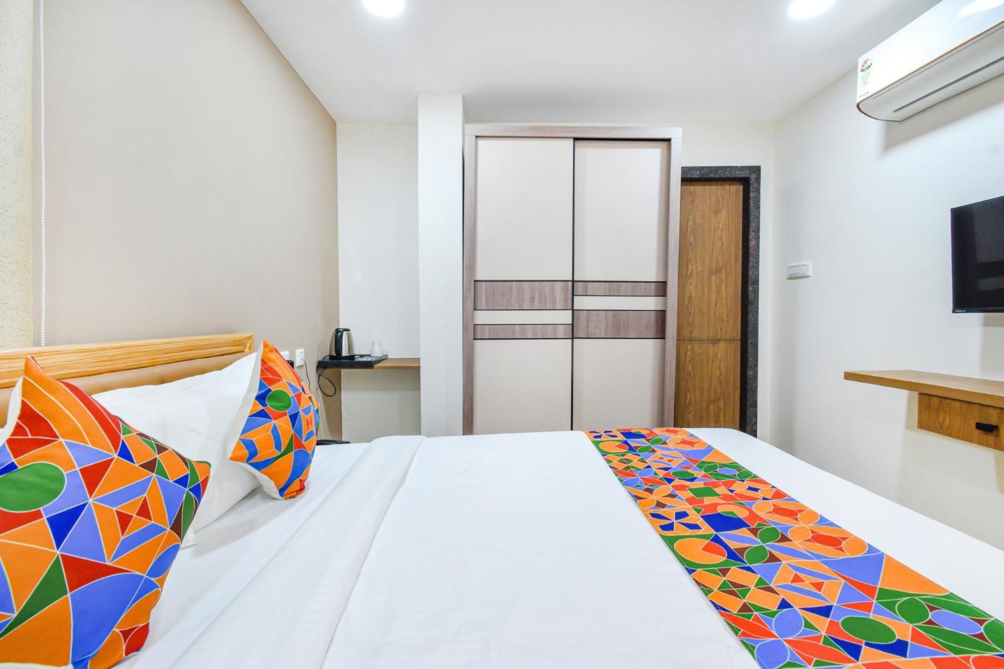 Fabhotel Seri - Nr Kims Hospital, Gachibowli Haiderabad Buitenkant foto
