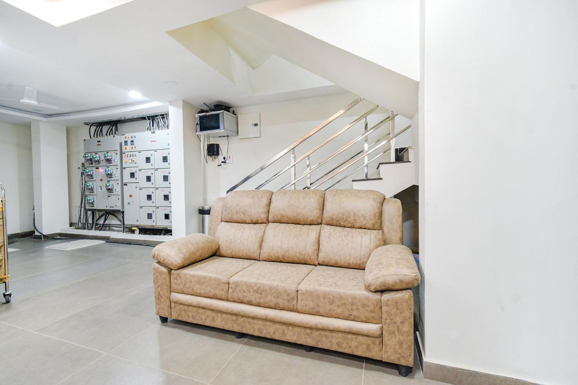 Fabhotel Seri - Nr Kims Hospital, Gachibowli Haiderabad Buitenkant foto